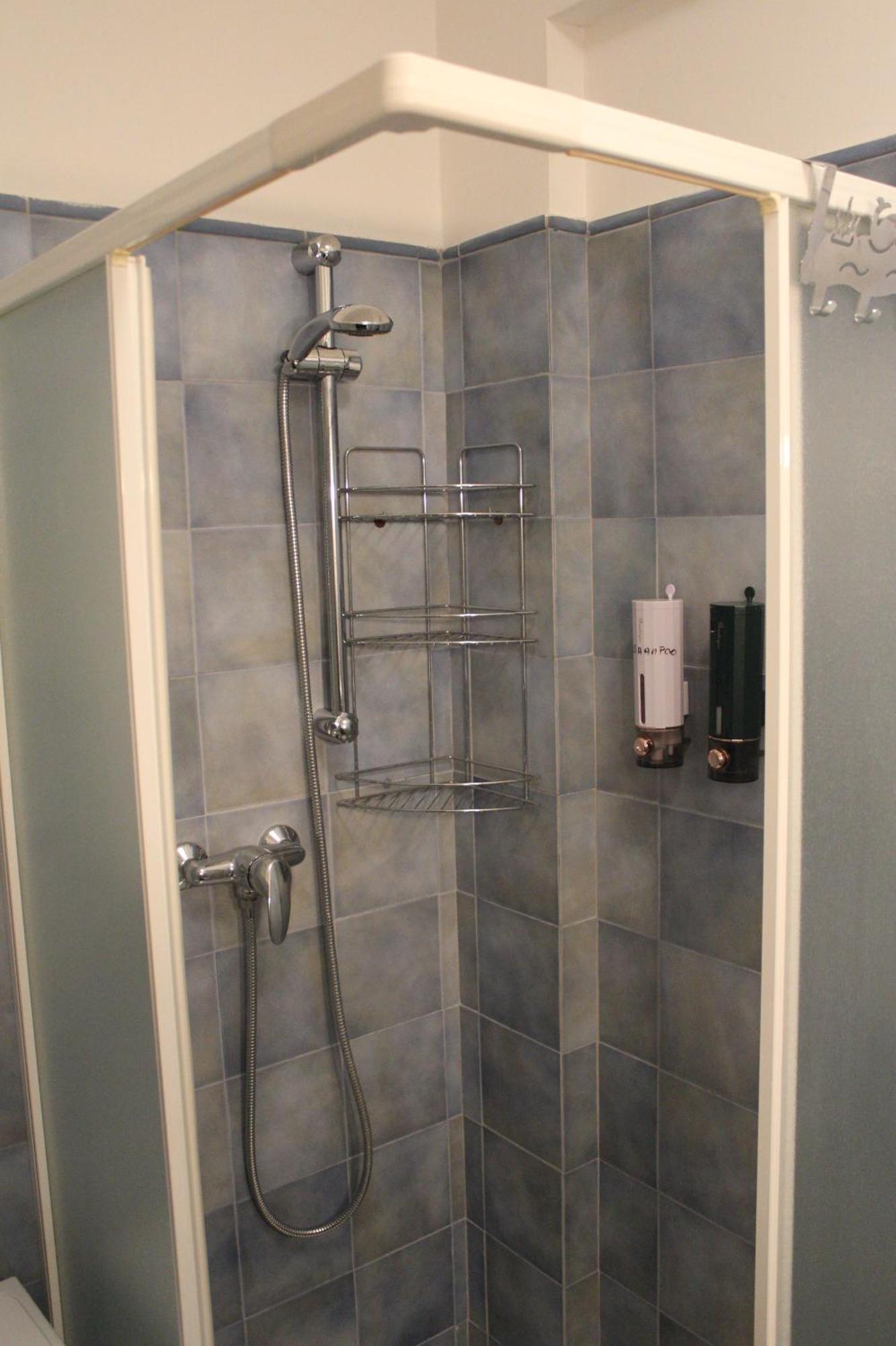 شقة Casa Mira - Ampio, Fully Equipped E Zona Tranquilla ترييستي المظهر الخارجي الصورة